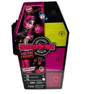 Monster High Skulltimate Secrets Neon Frights Draculaura Doll 12.75"